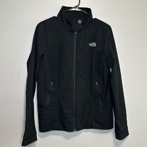 Woman’s Northface jacket size large